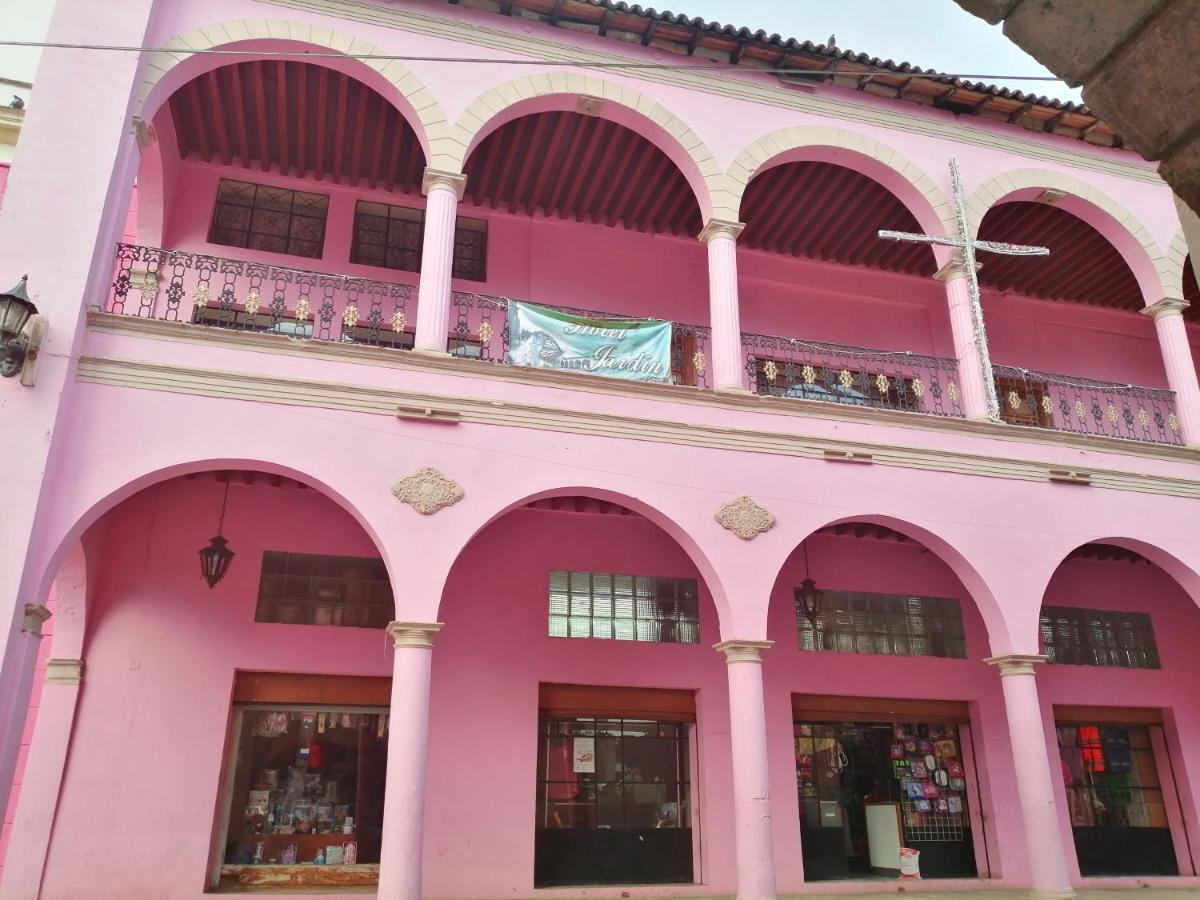 Hotel Jardin Mineral de Angangueo Ngoại thất bức ảnh