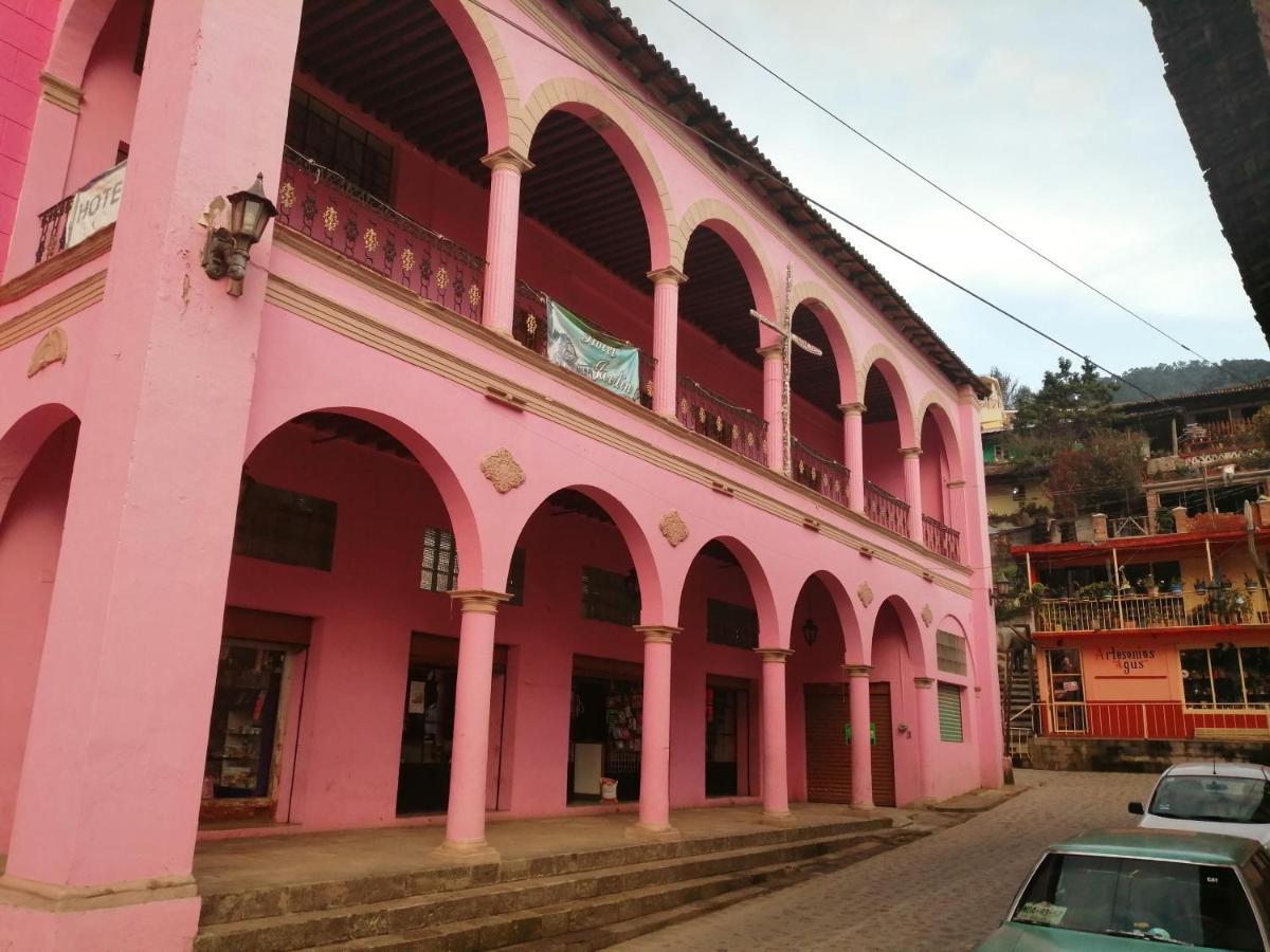Hotel Jardin Mineral de Angangueo Ngoại thất bức ảnh