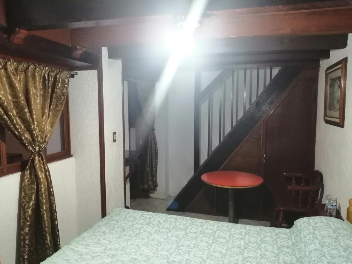 Hotel Jardin Mineral de Angangueo Ngoại thất bức ảnh