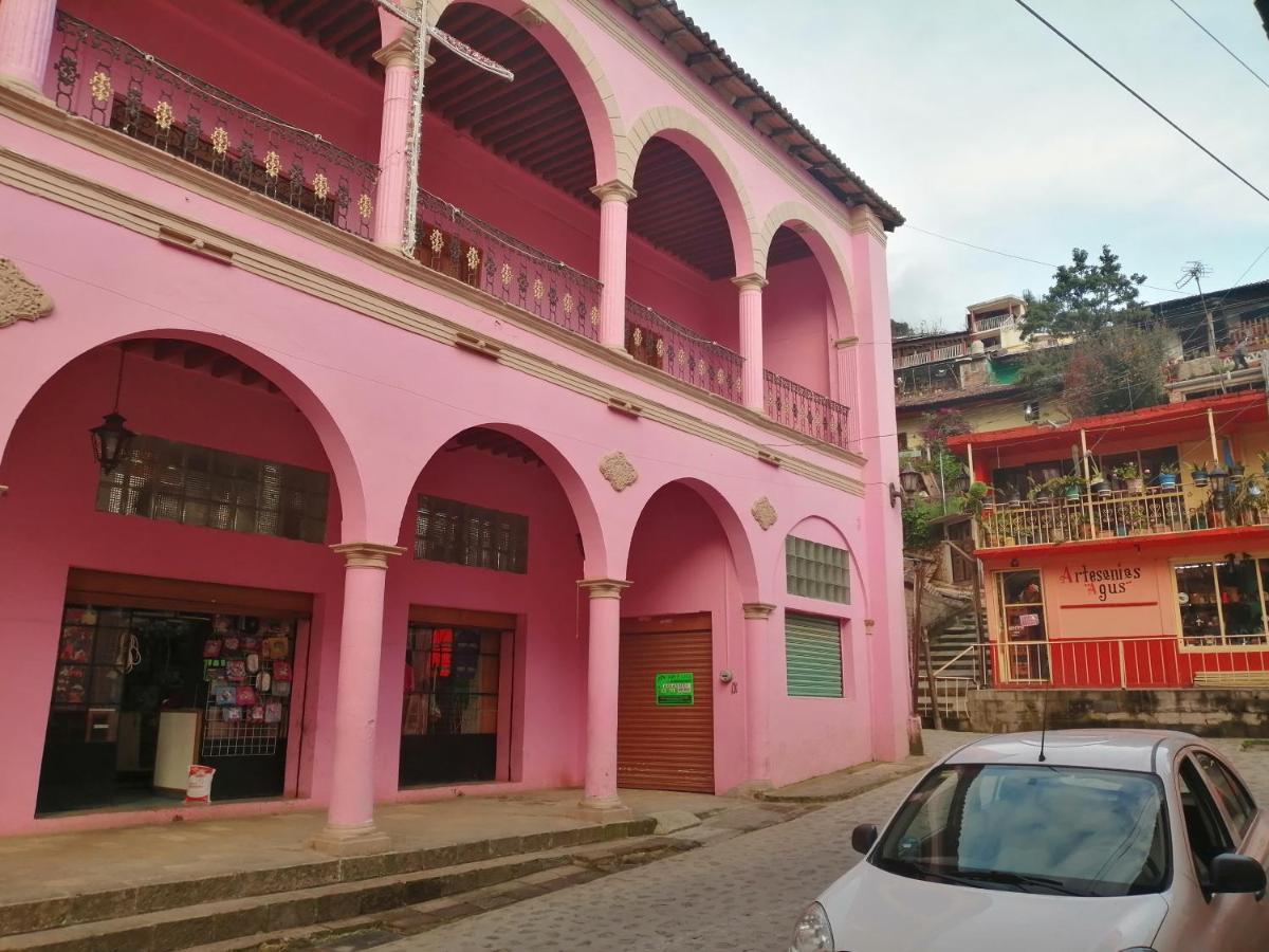 Hotel Jardin Mineral de Angangueo Ngoại thất bức ảnh